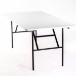 Stol Catering – lagani i stabilan ugostiteljski stol za evente i profesionalnu upotrebu