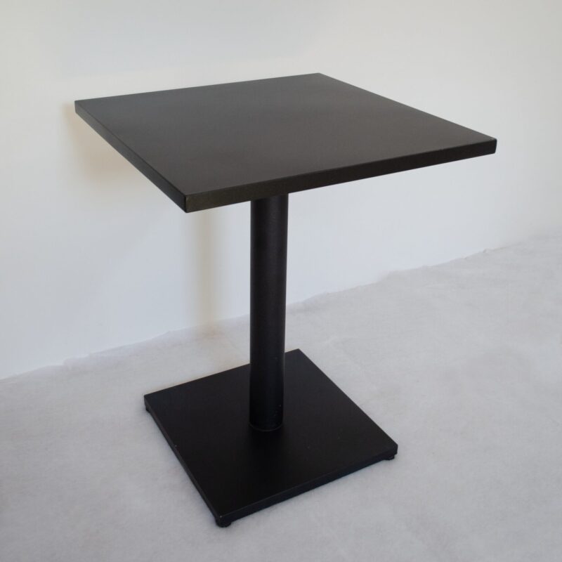 Bistro metalni stol Michael s pločom 60x60 cm za ugostiteljstvo – Dendron